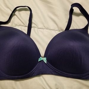 Blue VS Bra